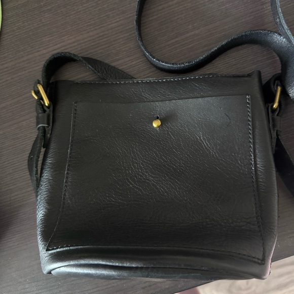 Madewell Handbags - The Small Transport Bucket Bag Madewell